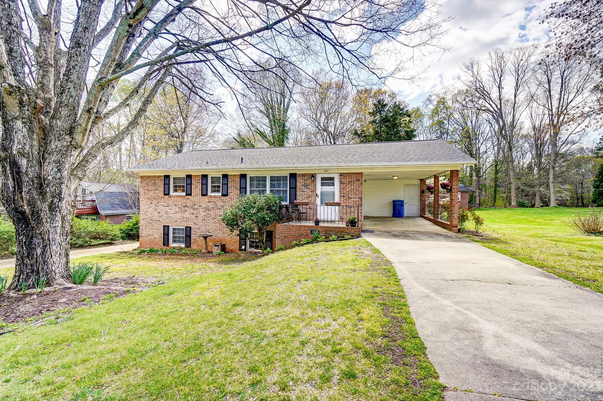647 Ridgecrest Drive Mooresville NC 28115