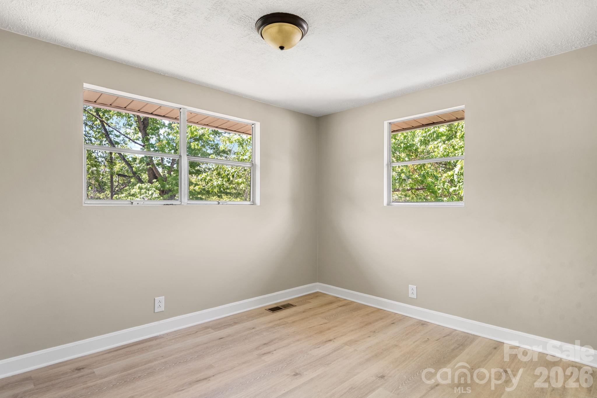 508 South Avenue SW Valdese NC 28690