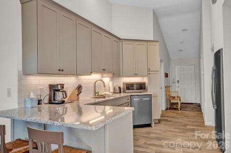 114 Deerwood Trail Seven Devils NC 28604