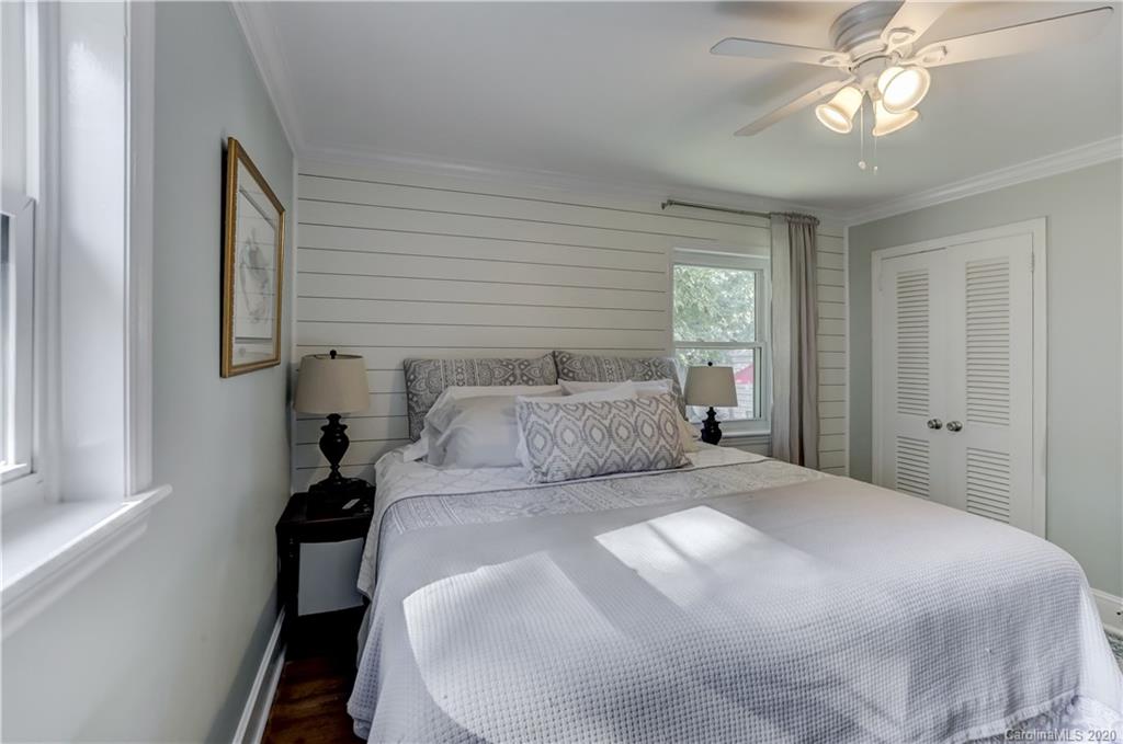 806 Camborne Place Charlotte NC 28210