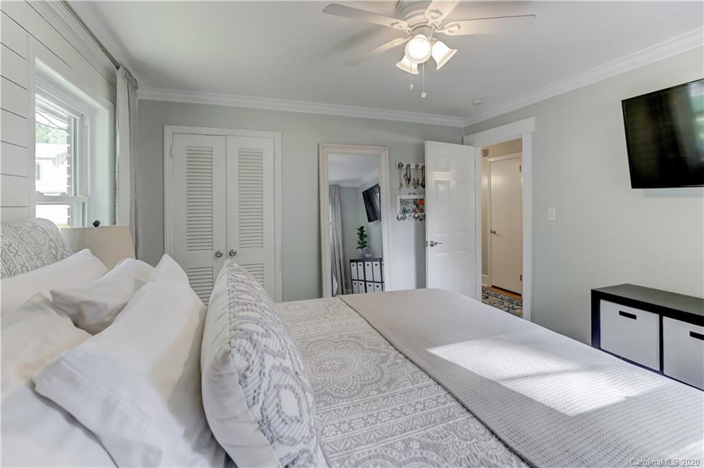 806 Camborne Place Charlotte NC 28210