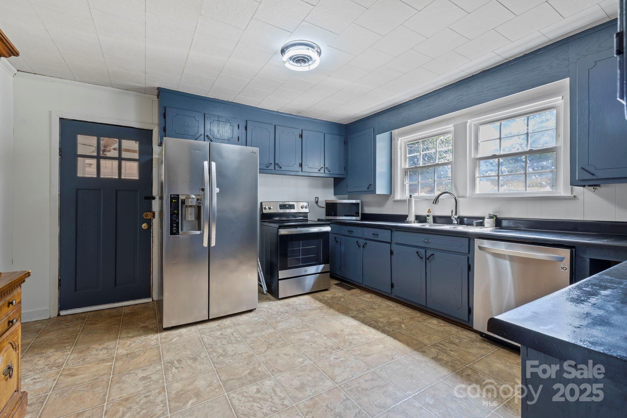 187 Oakridge Drive Forest City NC 28043