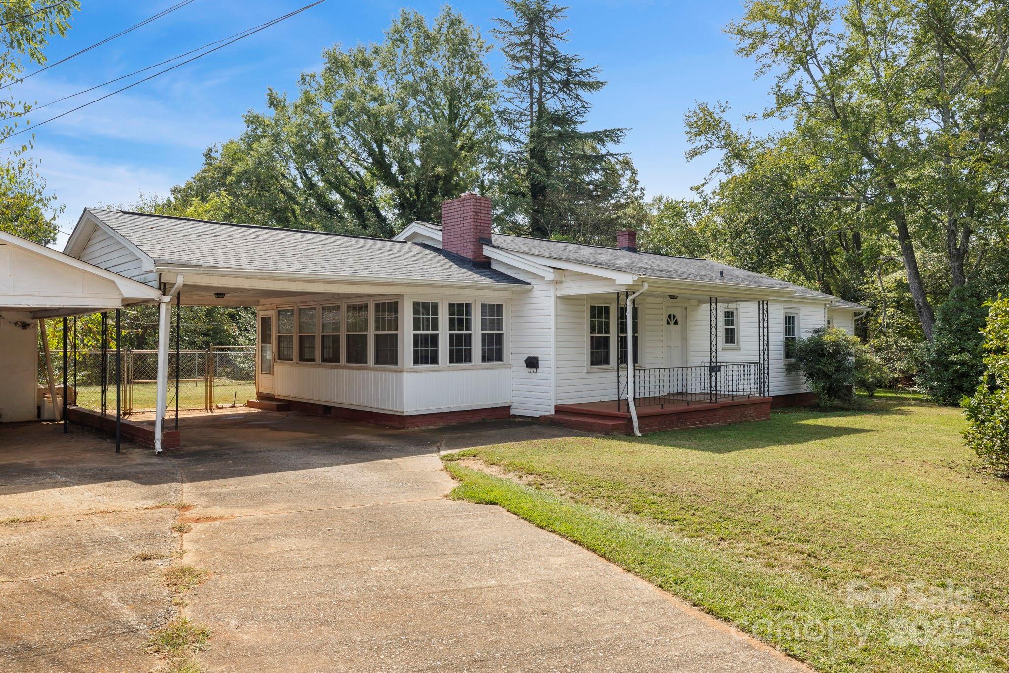 187 Oakridge Drive Forest City NC 28043