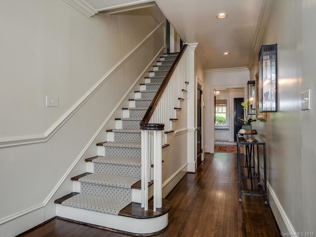 2516 Sherwood Avenue Charlotte NC 28207