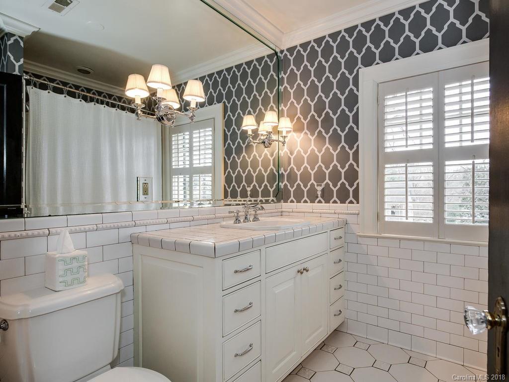 2516 Sherwood Avenue Charlotte NC 28207