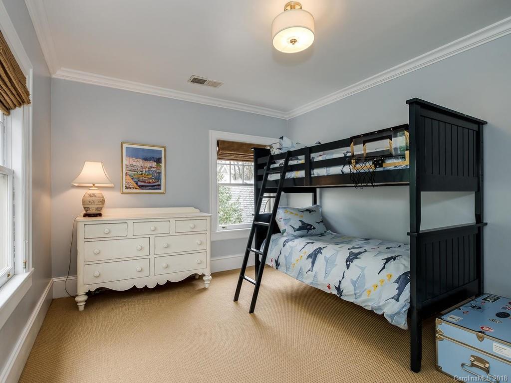 2516 Sherwood Avenue Charlotte NC 28207