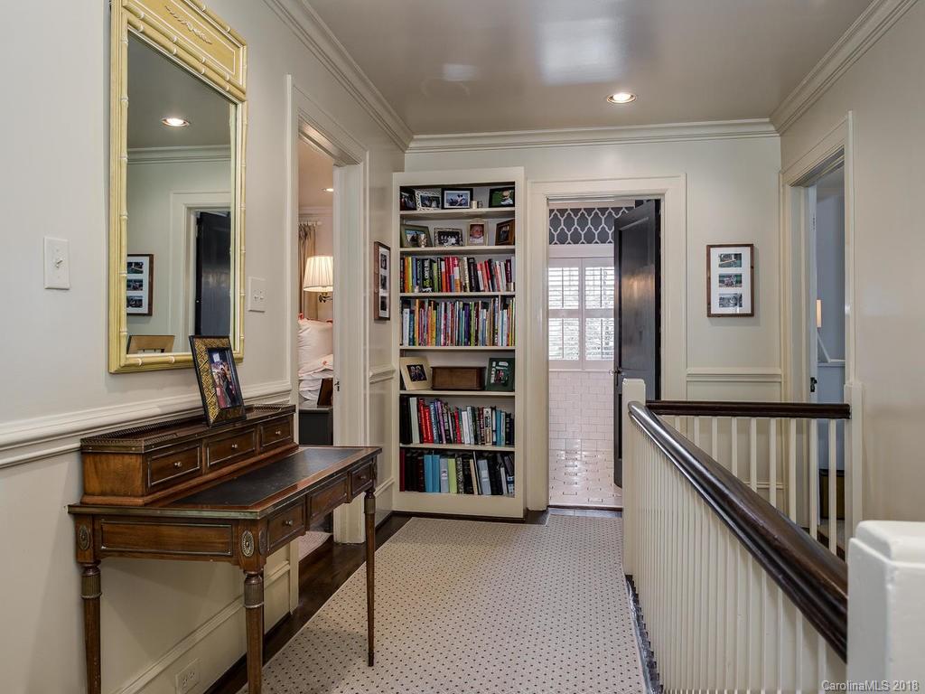 2516 Sherwood Avenue Charlotte NC 28207