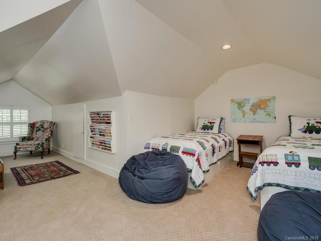 2516 Sherwood Avenue Charlotte NC 28207