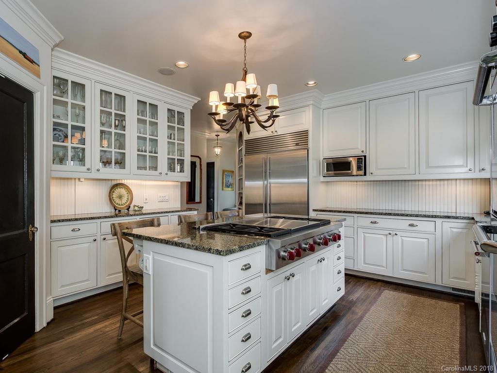 2516 Sherwood Avenue Charlotte NC 28207