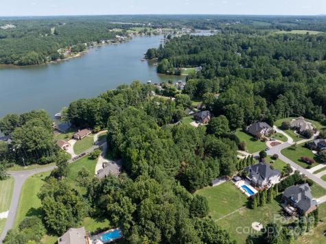 127 Palos Verde Road Mooresville NC 28117