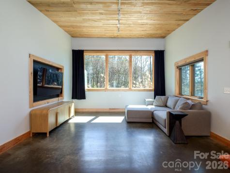 858 Mills Gap Road Fletcher NC 28732