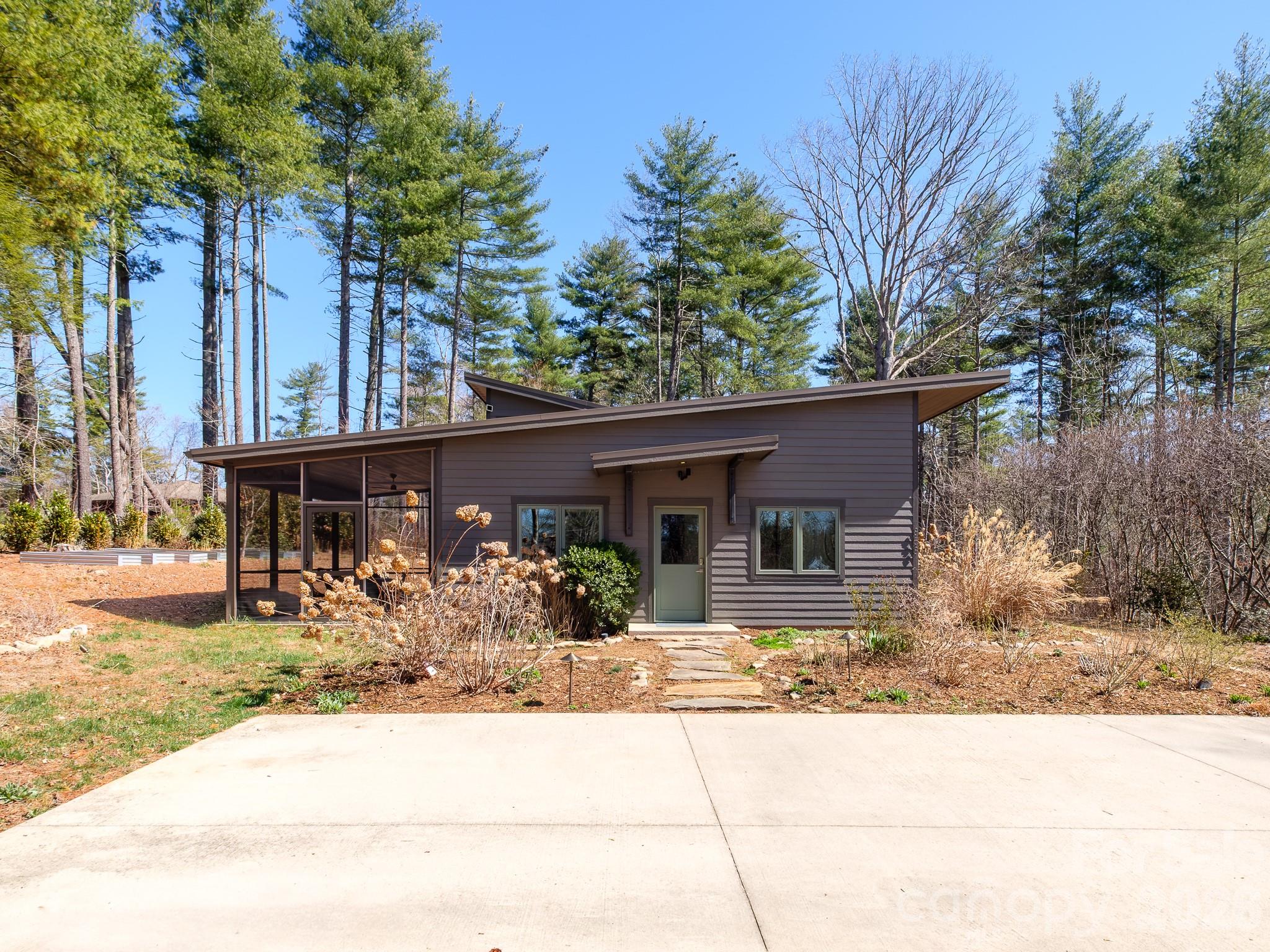 858 Mills Gap Road Fletcher NC 28732