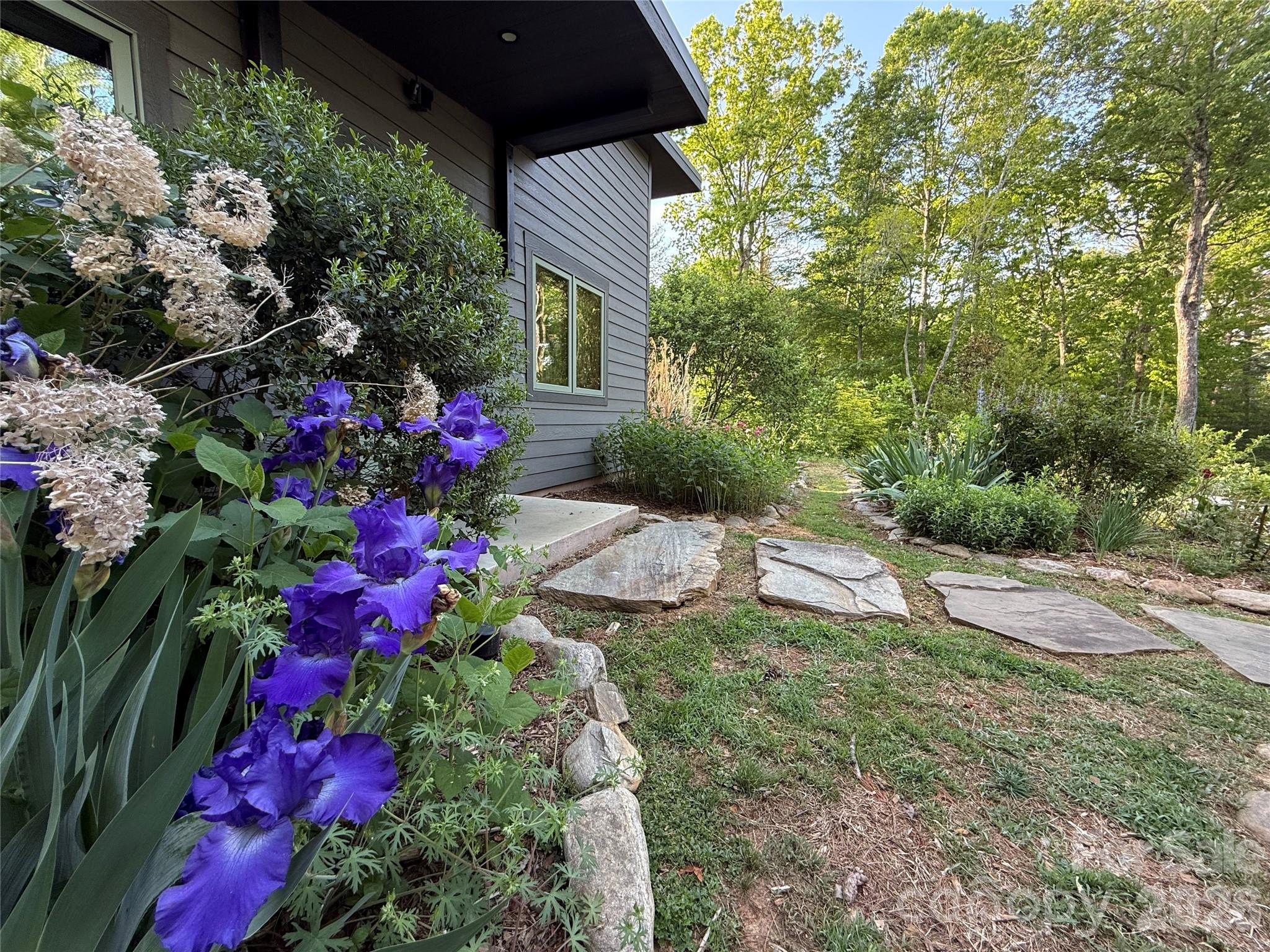 858 Mills Gap Road Fletcher NC 28732
