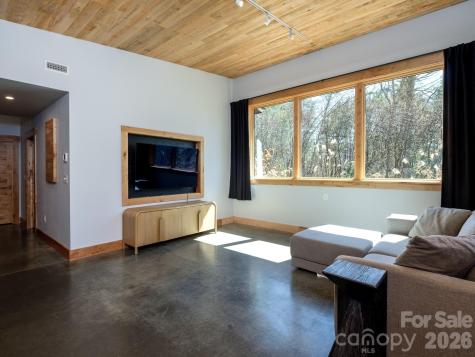 858 Mills Gap Road Fletcher NC 28732