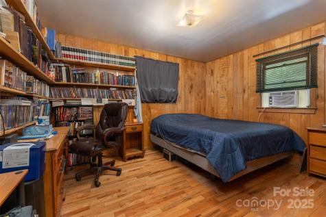 1145 Woolyshot Branch Road Hot Springs NC 28743