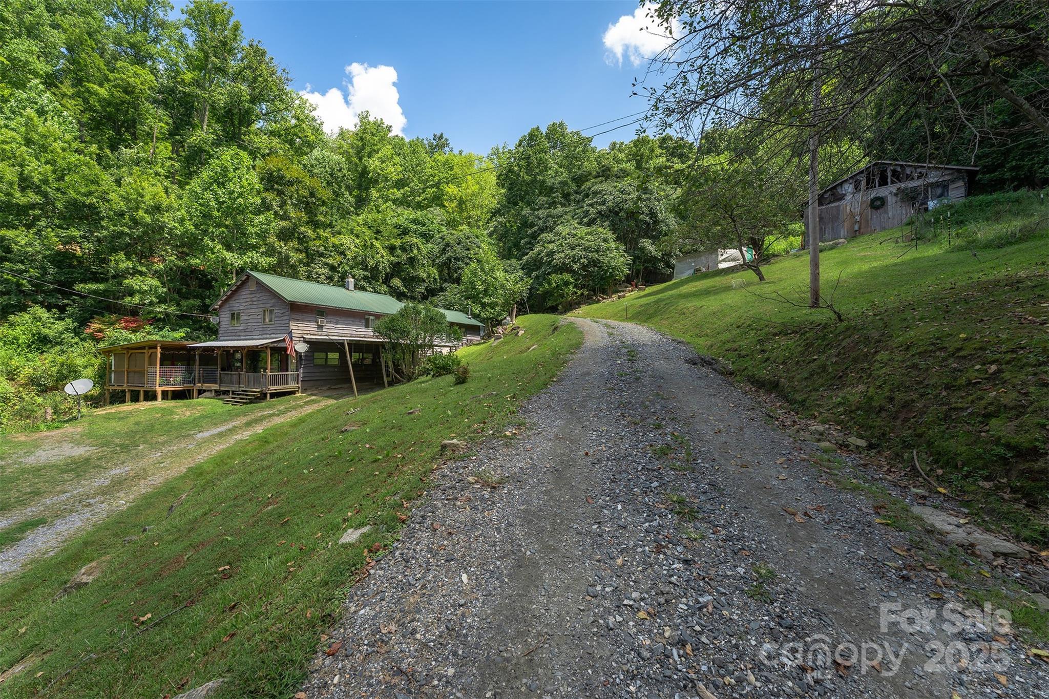 1145 Woolyshot Branch Road Hot Springs NC 28743