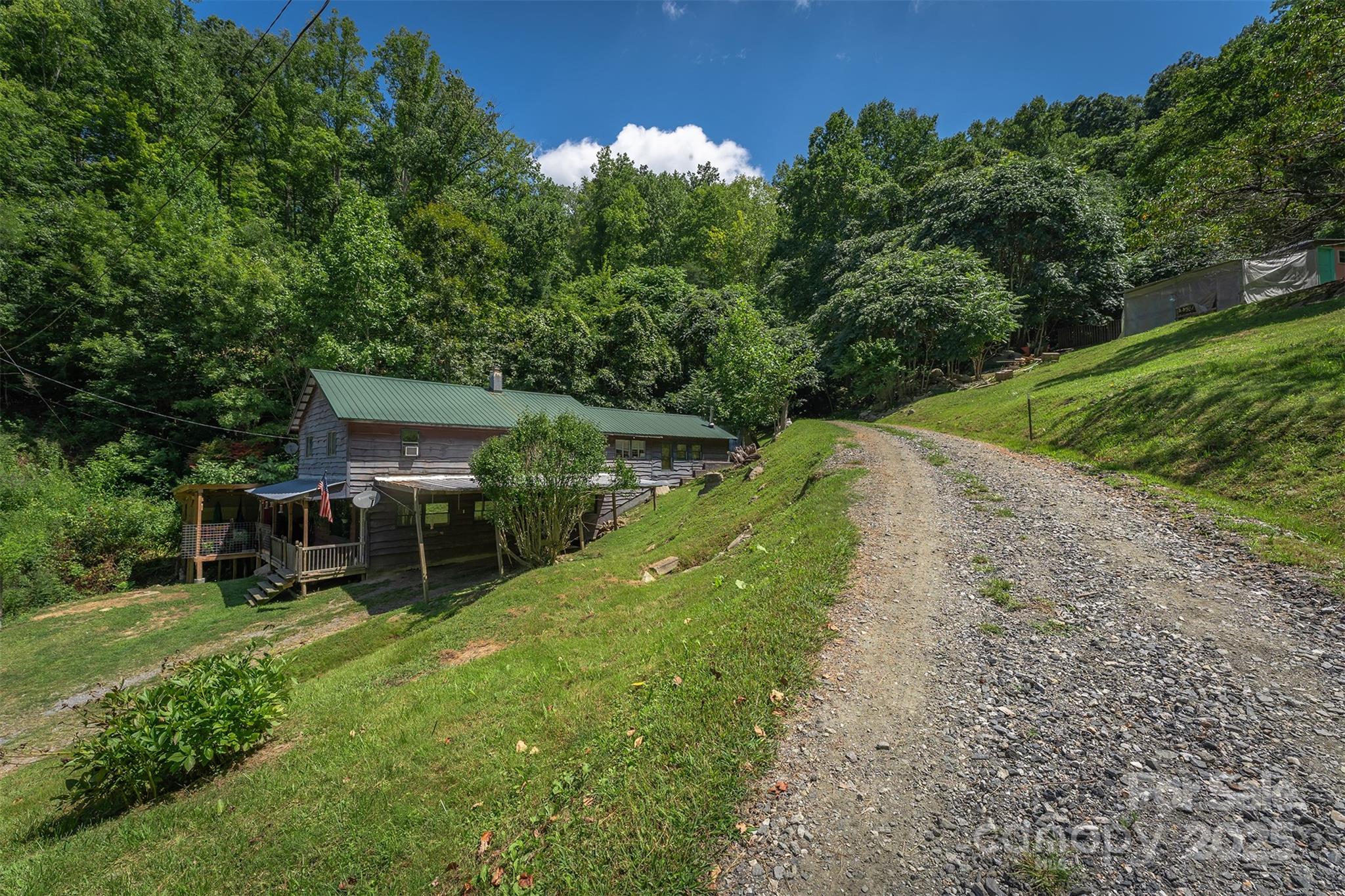 1145 Woolyshot Branch Road Hot Springs NC 28743