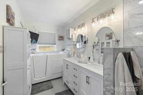 100 Lindsay Drive Archdale NC 27263