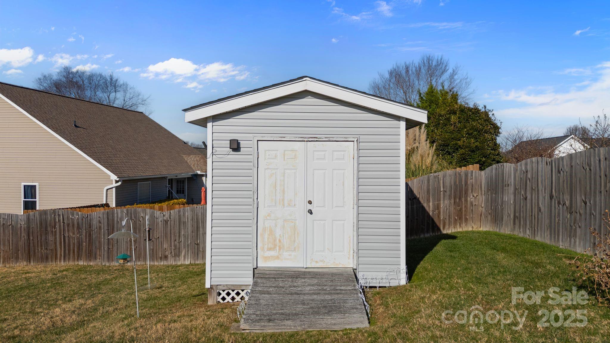 100 Lindsay Drive Archdale NC 27263