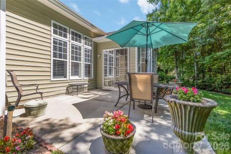 240 Clairborne Court Matthews NC 28104