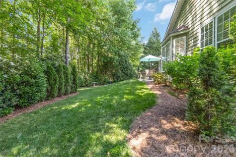 240 Clairborne Court Matthews NC 28104