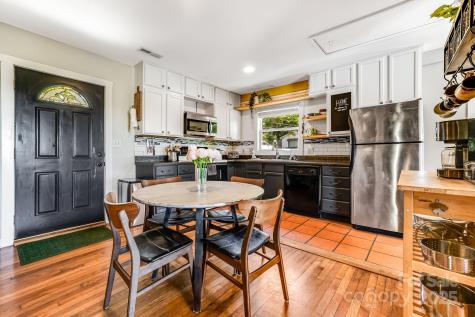 54 Vine Street Asheville NC 28804