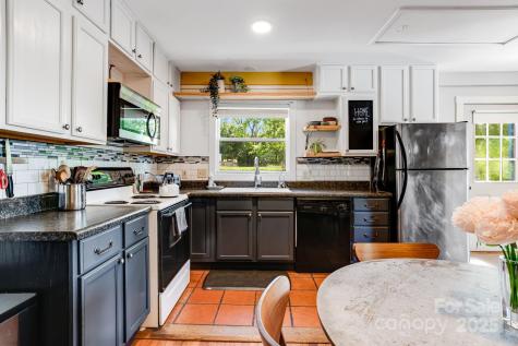 54 Vine Street Asheville NC 28804