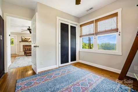 54 Vine Street Asheville NC 28804