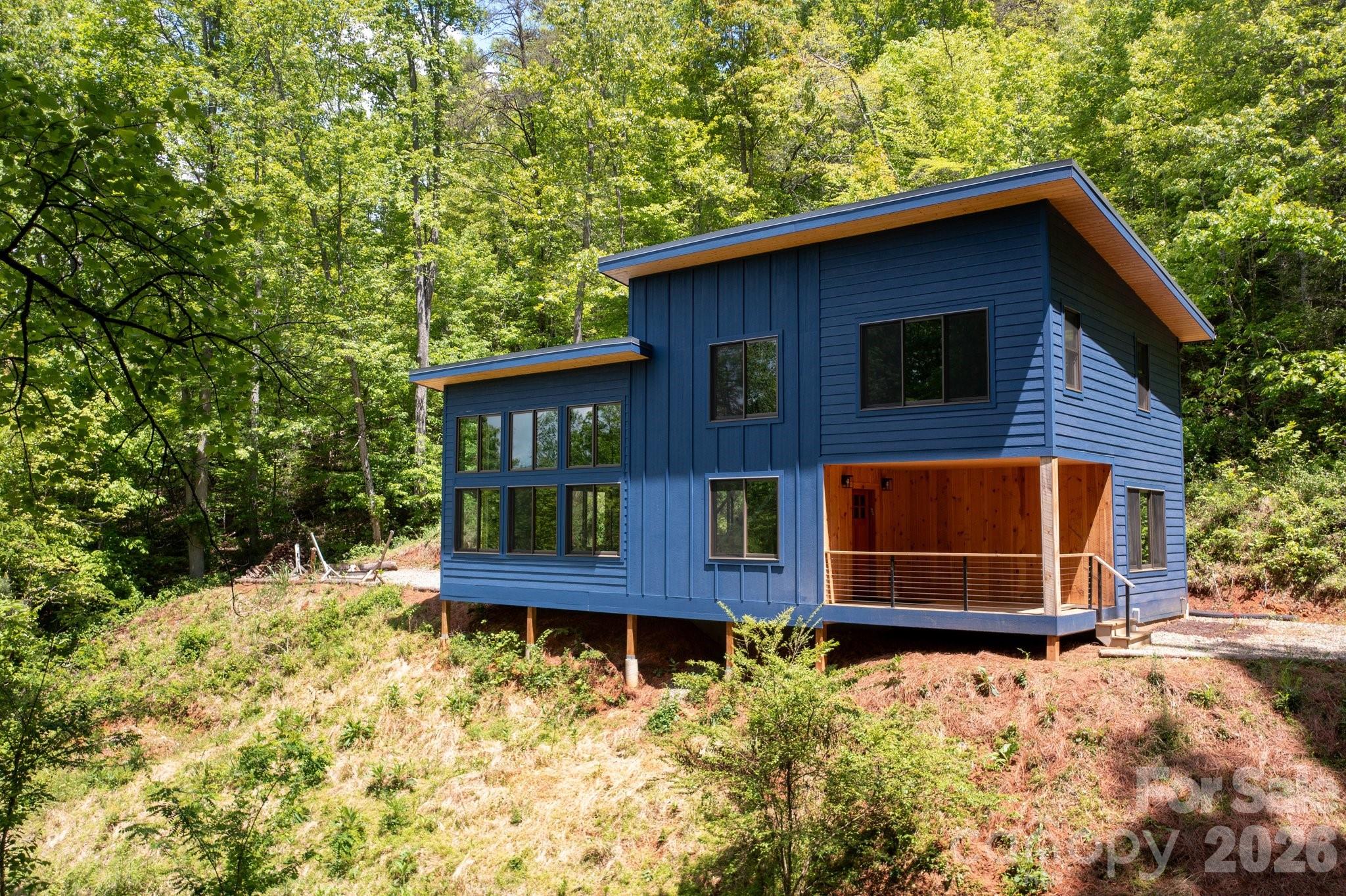 Marshall NC, 83 Mount Airy Road