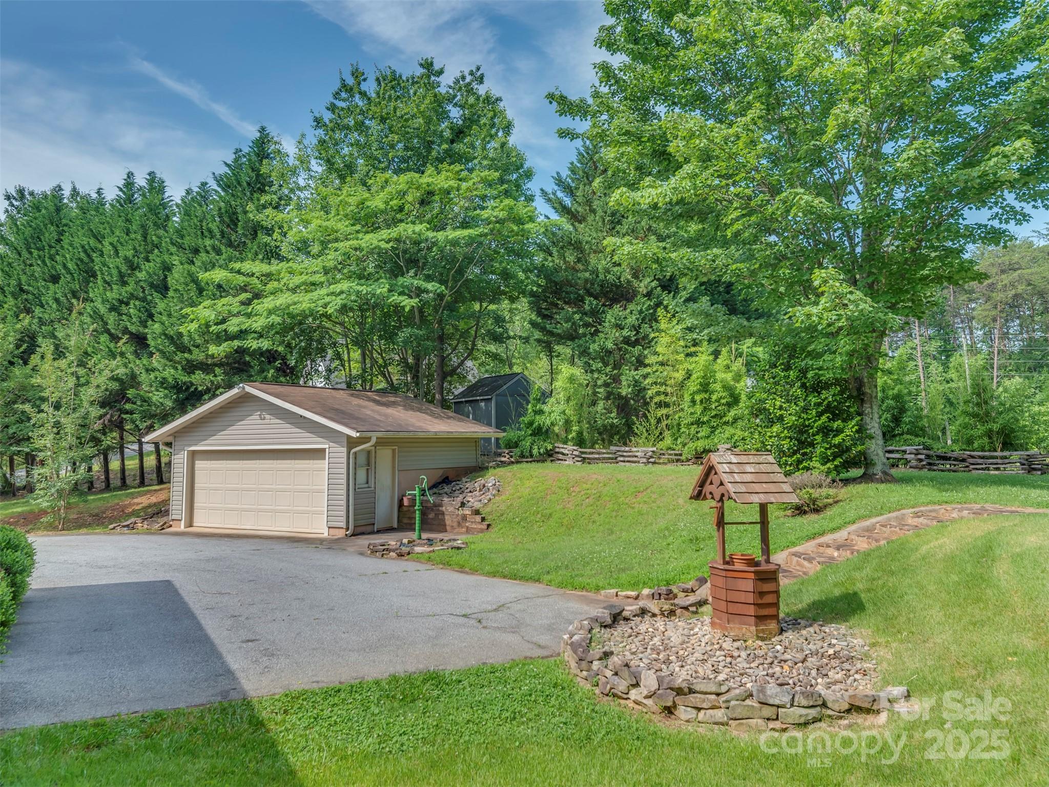 1280 Henderson Road Tryon NC 28782