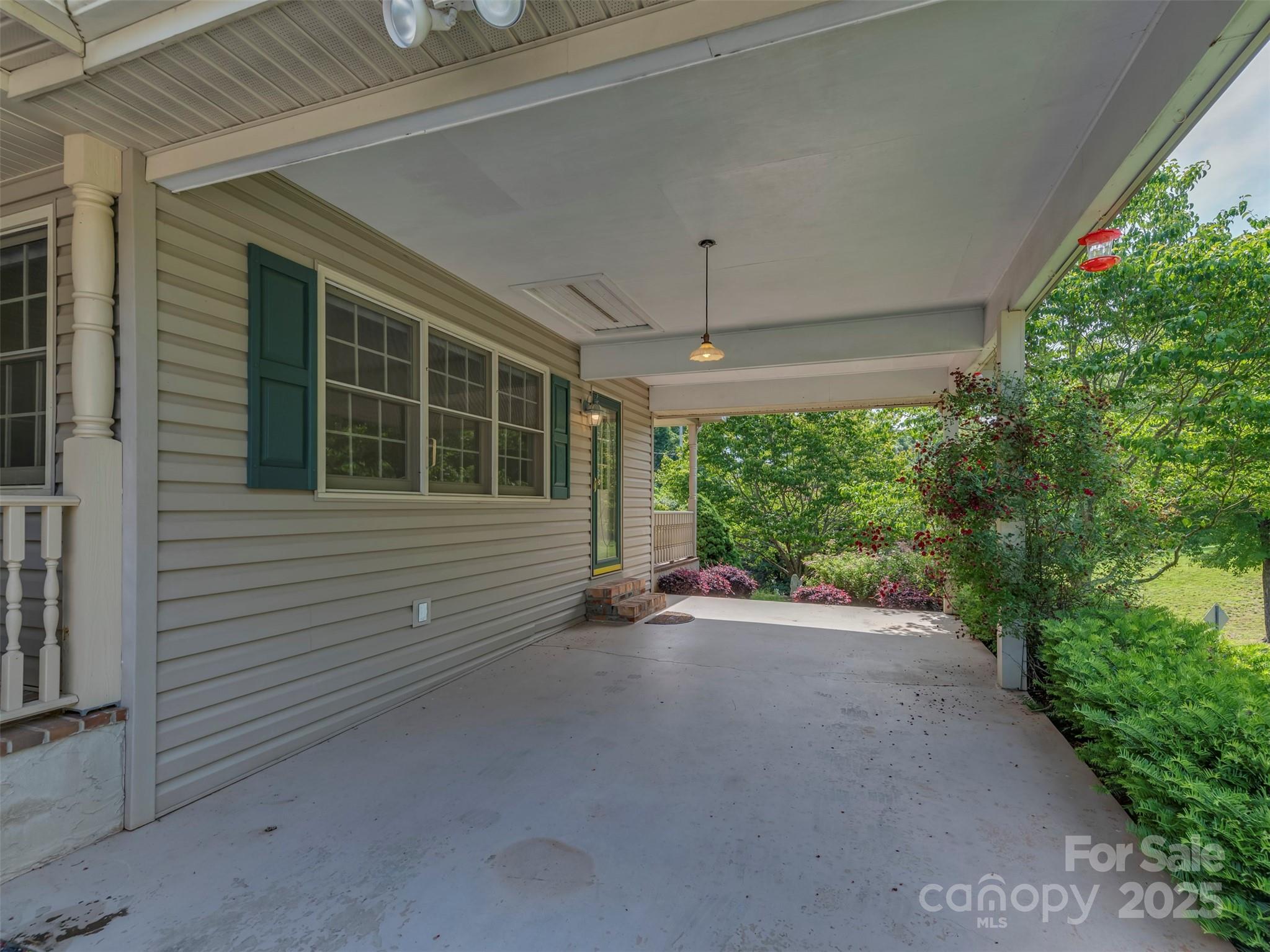 1280 Henderson Road Tryon NC 28782