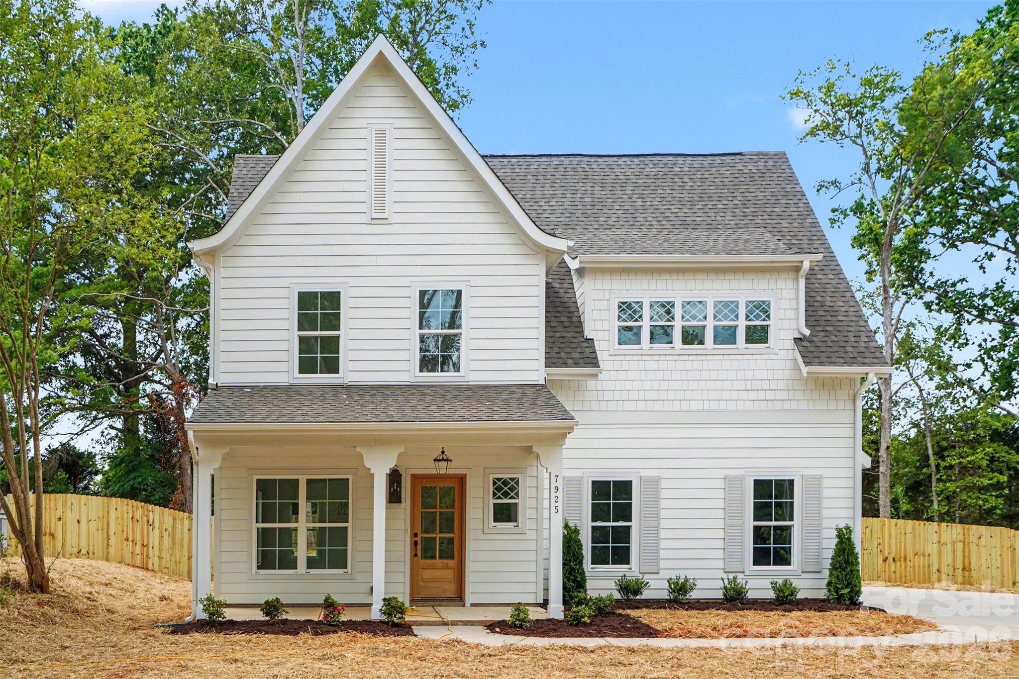 7925 Large Oak Lane Mint Hill NC 28227