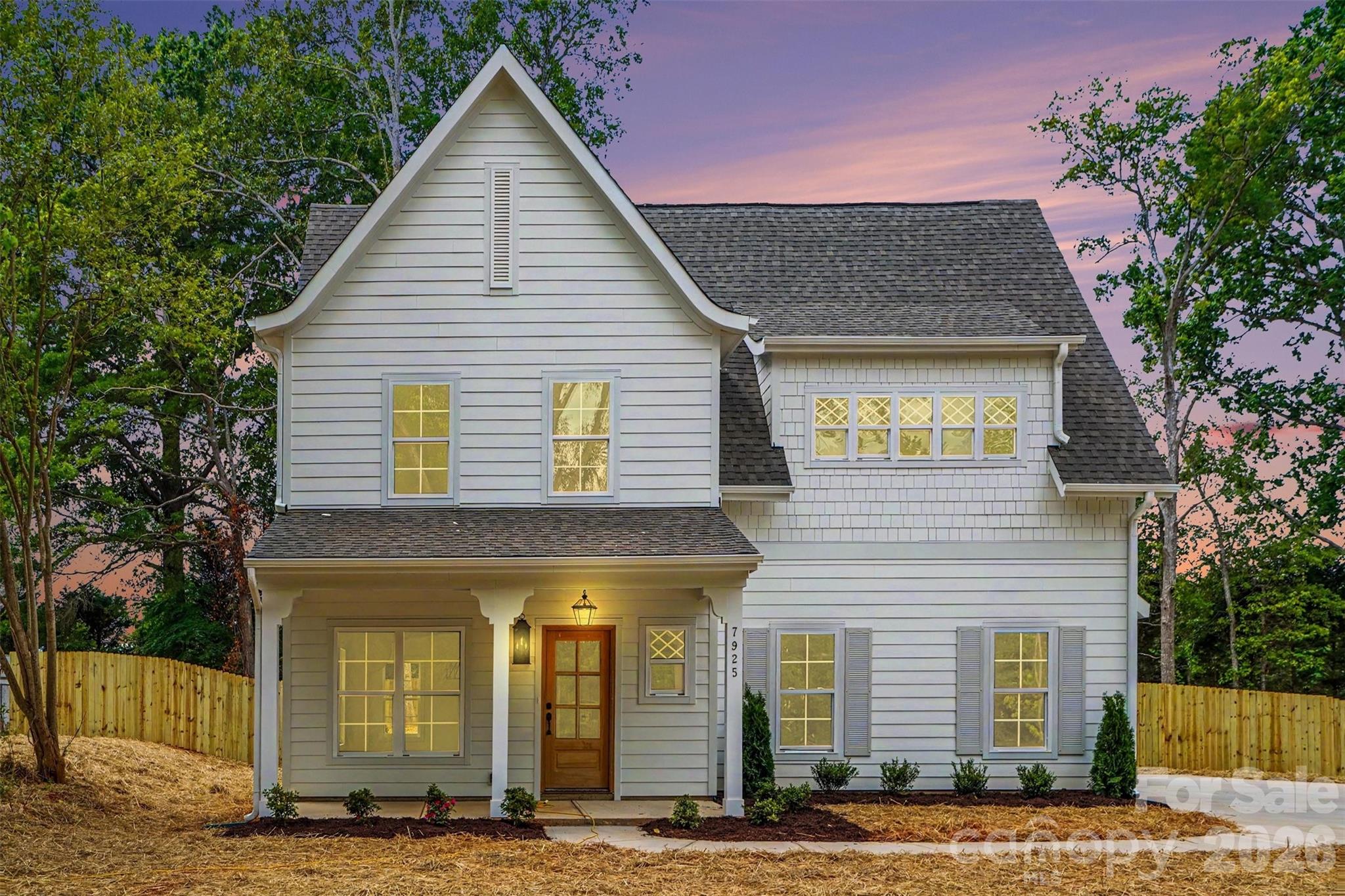 7925 Large Oak Lane Mint Hill NC 28227