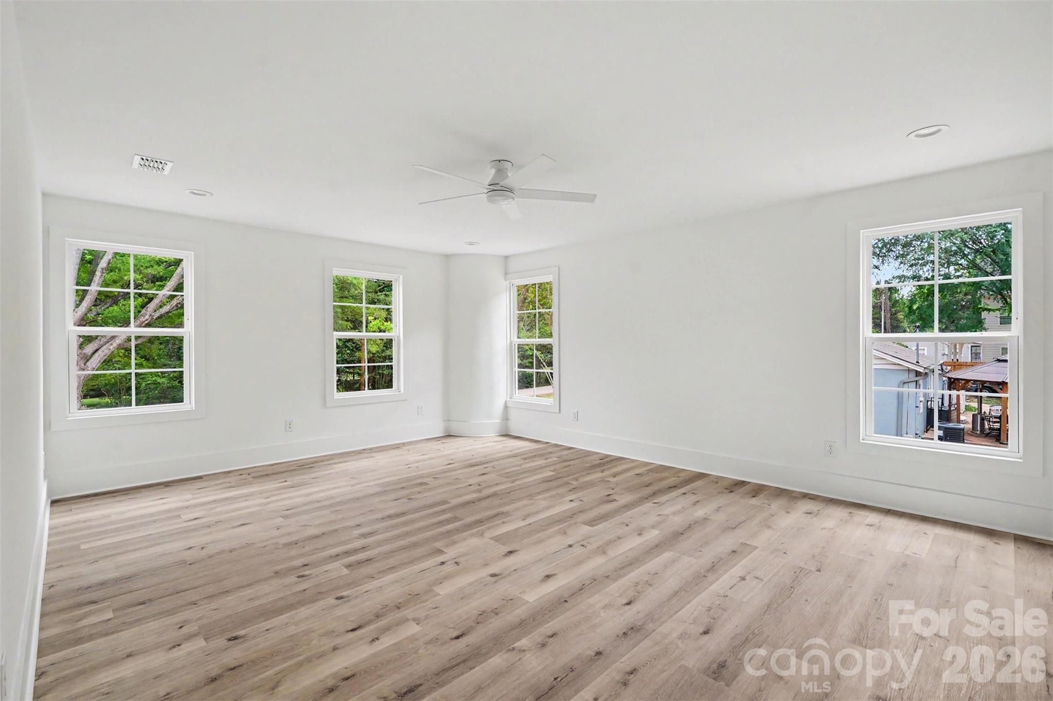 7925 Large Oak Lane Mint Hill NC 28227