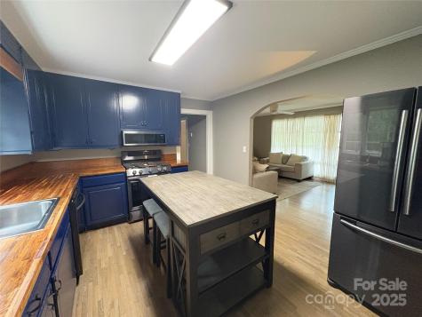 622 Pee Dee Avenue Norwood NC 28128