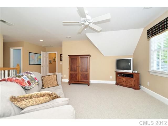 6334 Seton House Lane Charlotte NC 28277