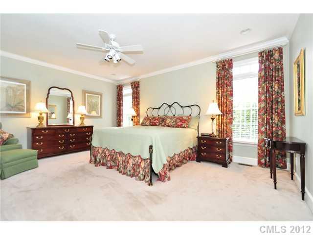 6334 Seton House Lane Charlotte NC 28277