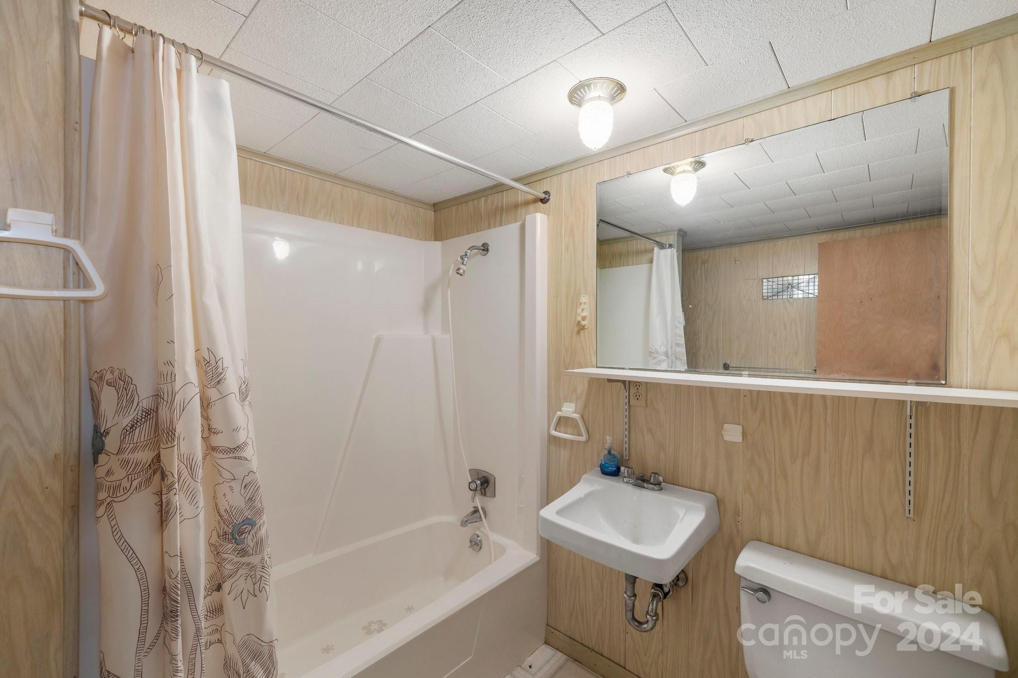 6 Spruce Drive Arden NC 28704