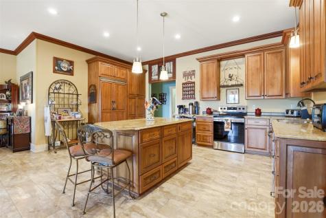 502 Lake Shore Drive Norwood NC 28128