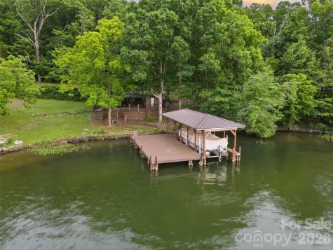 502 Lake Shore Drive Norwood NC 28128