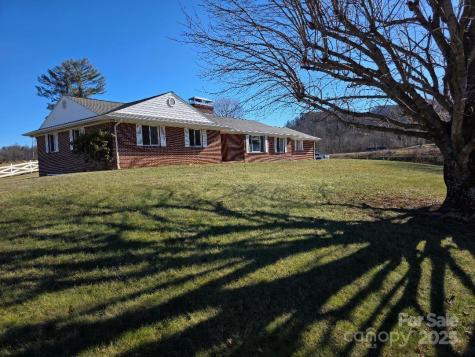 1375 E Us Highway 19e Highway Burnsville NC 28714