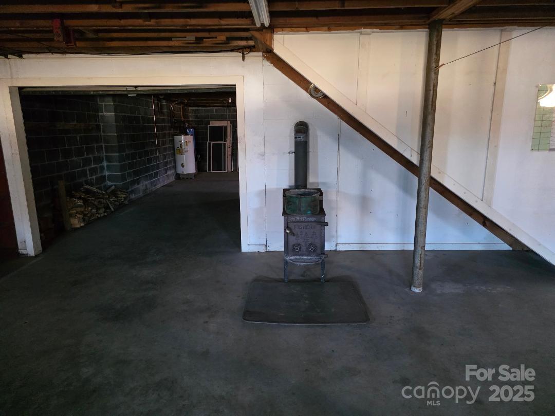 1375 E Us Highway 19e Highway Burnsville NC 28714