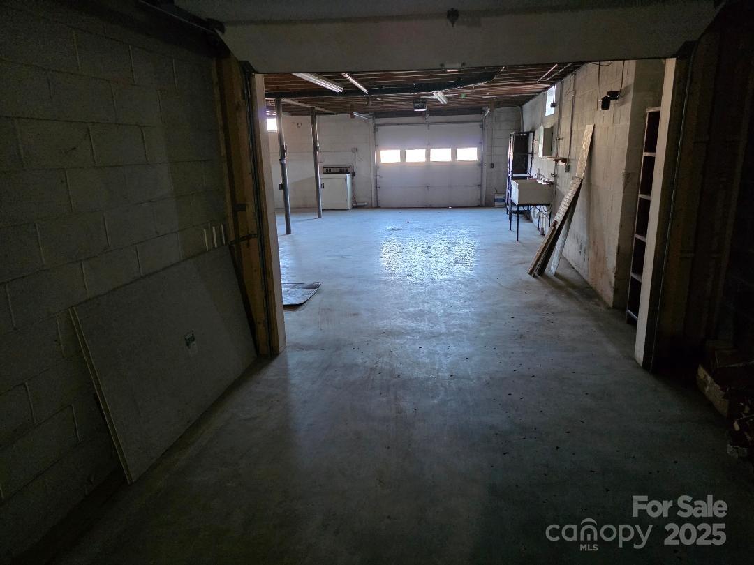 1375 E Us Highway 19e Highway Burnsville NC 28714