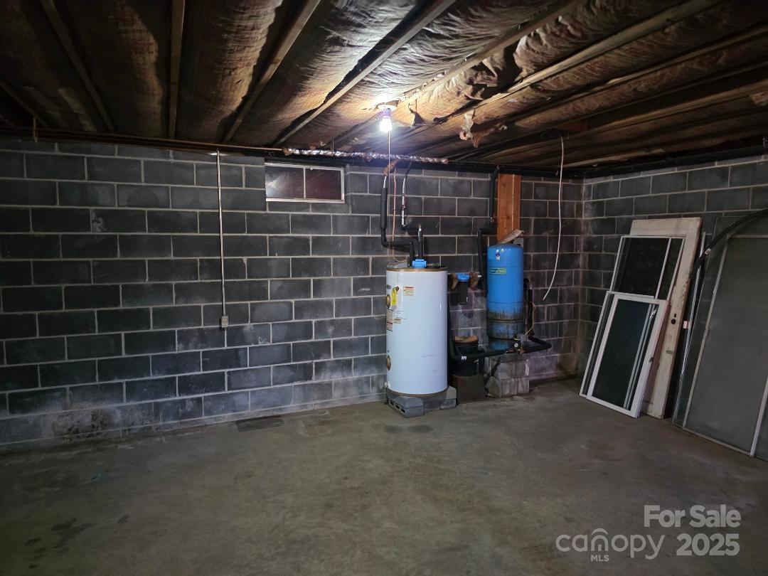 1375 E Us Highway 19e Highway Burnsville NC 28714