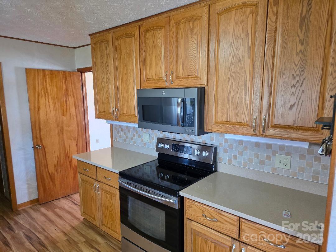 1375 E Us Highway 19e Highway Burnsville NC 28714