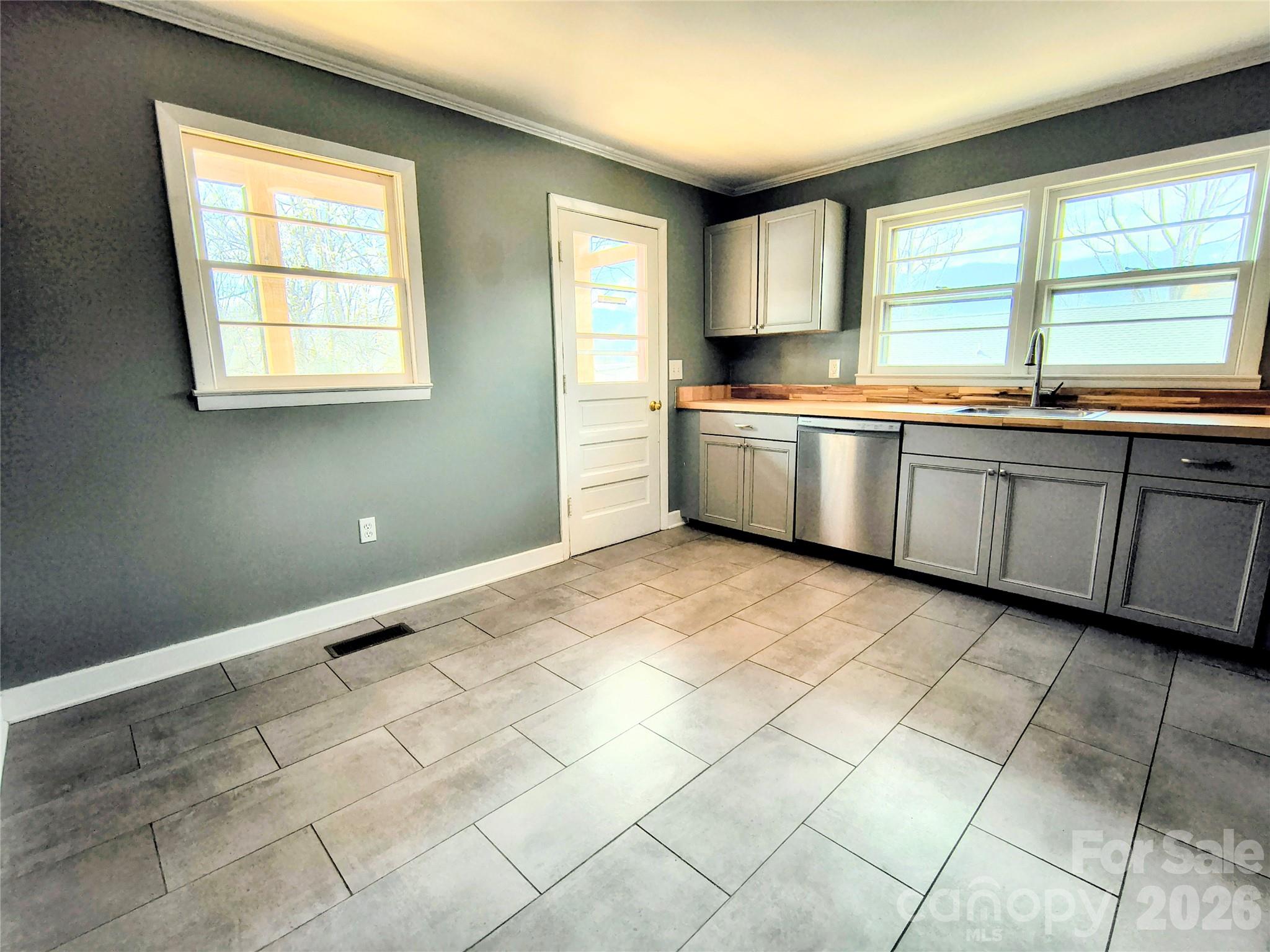 143 Tabernacle Road Black Mountain NC 28711