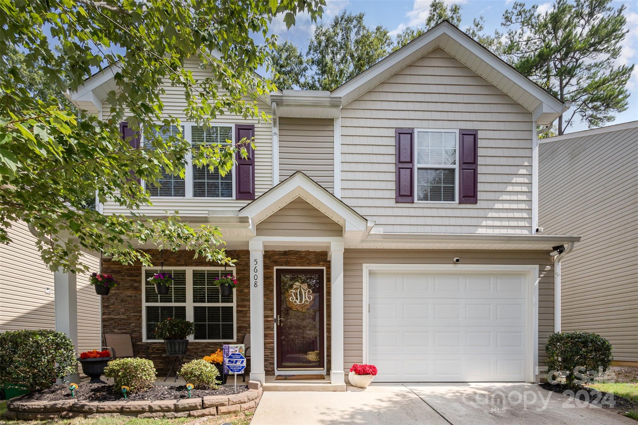 5608 Idlewild Road N Charlotte NC 28227