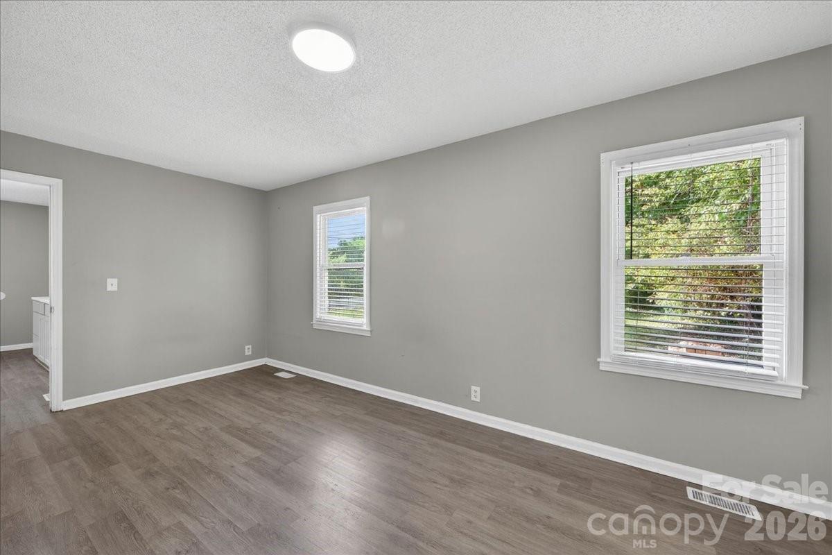 936 Holland Avenue Charlotte NC 28206