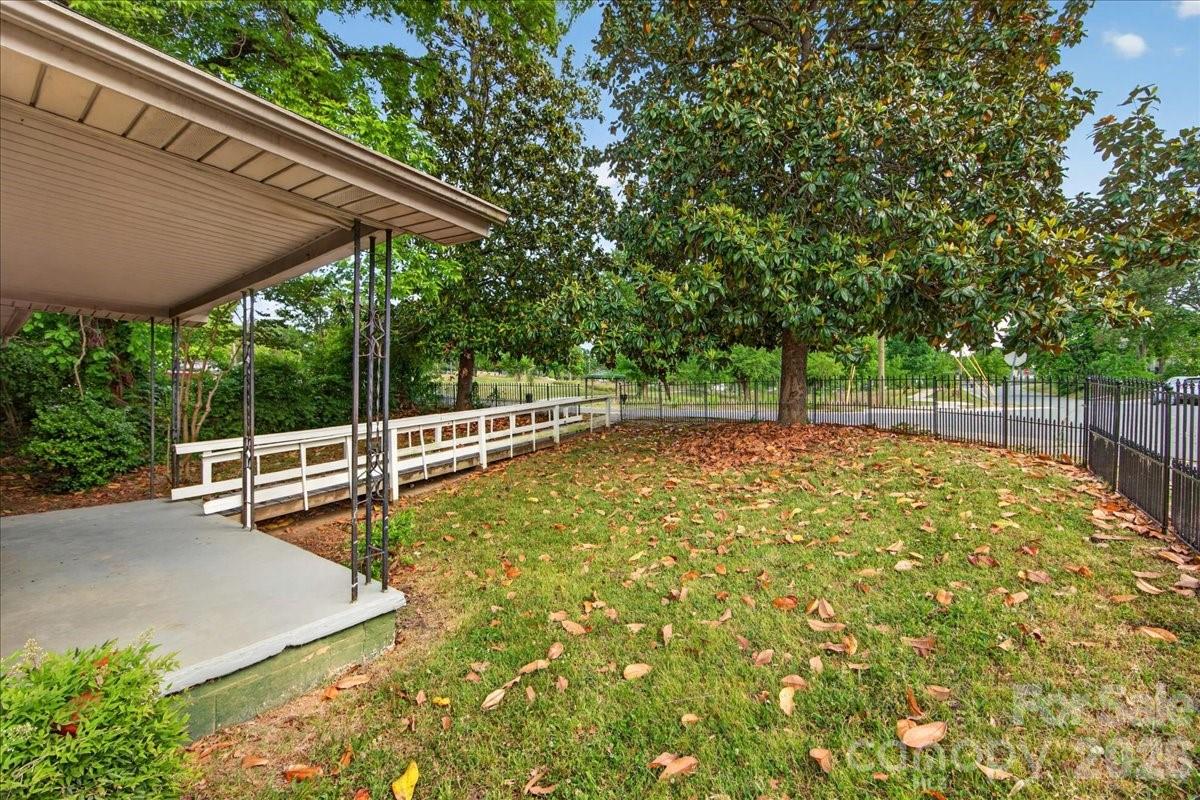 936 Holland Avenue Charlotte NC 28206