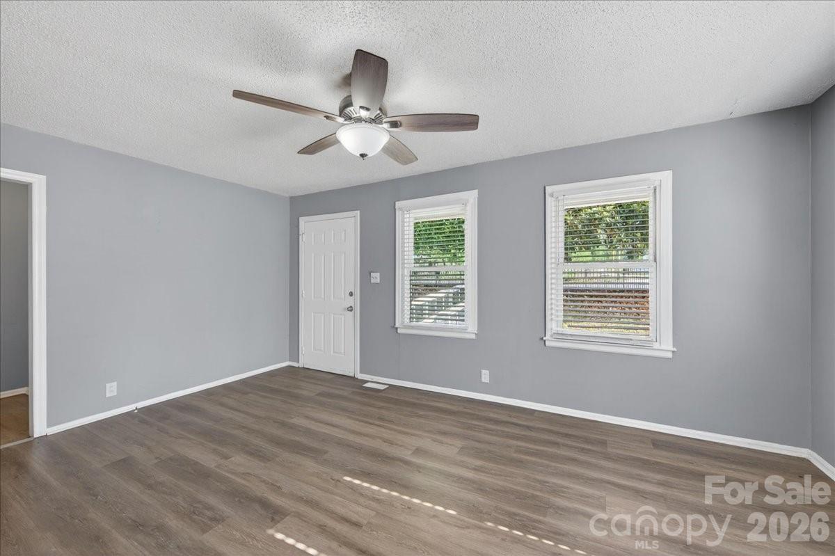 936 Holland Avenue Charlotte NC 28206